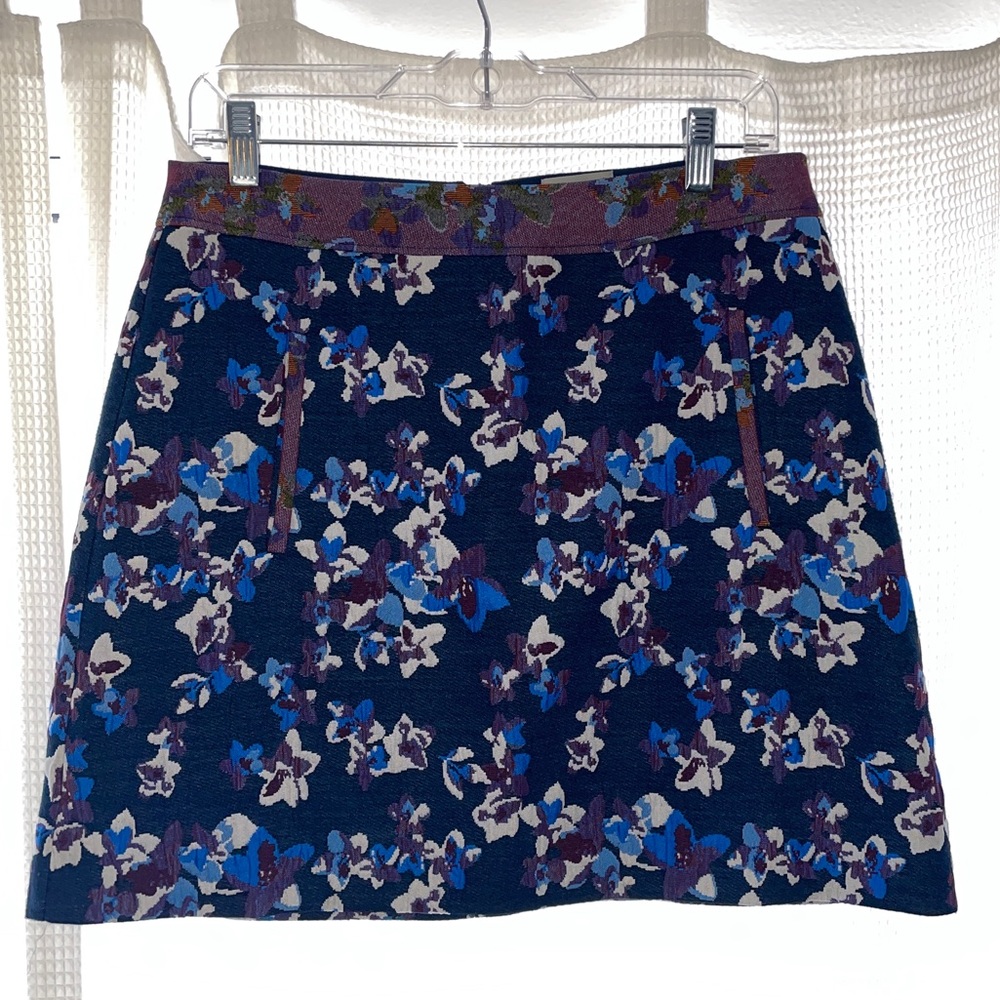 Maeve blue floral mini skirt (size 6)